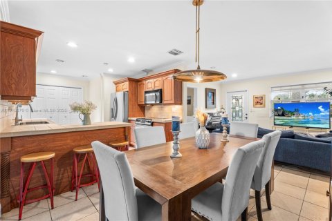 Купить виллу или дом в Майами, Флорида 3 спальни, 103.49м2, № 1971576 - фото 4