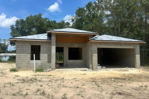 House in Dunnellon, Florida 3 bedrooms, 154.68 sq.m. № 1906600 - photo 1