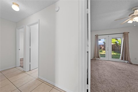 Villa ou maison à vendre à Orlando, Floride: 3 chambres, 122.63 m2 № 2339758 - photo 25
