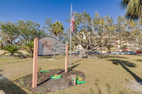 Condominio en venta en Sarasota, Florida, 2 dormitorios, 107.77 m2 № 2095486 - foto 28