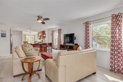 Condominio en venta en Sarasota, Florida, 2 dormitorios, 107.77 m2 № 2095486 - foto 14