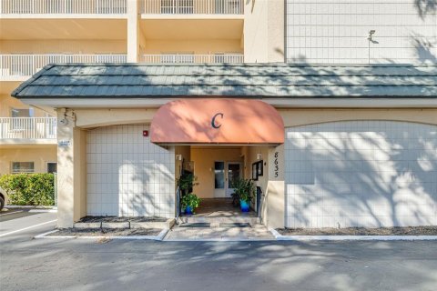 Condominio en venta en Sarasota, Florida, 2 dormitorios, 107.77 m2 № 2095486 - foto 24