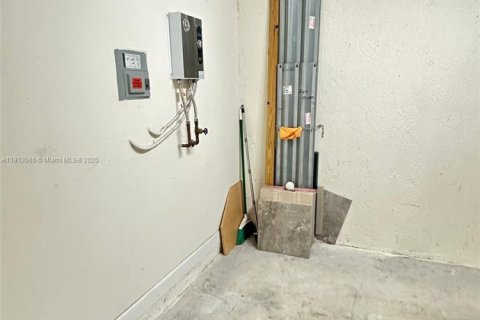 Touwnhouse à louer à Homestead, Floride: 3 chambres, 169.92 m2 № 1968870 - photo 20