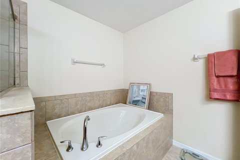 Adosado en venta en Orlando, Florida, 4 dormitorios, 229 m2 № 2350347 - foto 25