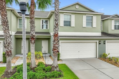 Adosado en venta en Orlando, Florida, 4 dormitorios, 229 m2 № 2350347 - foto 2