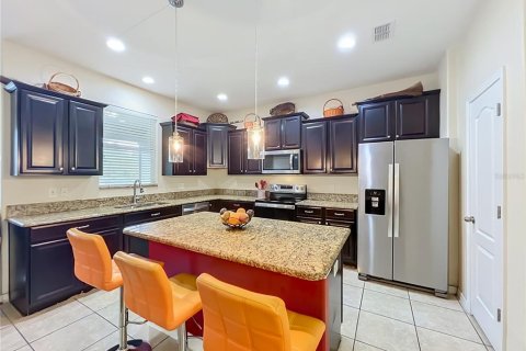 Adosado en venta en Orlando, Florida, 4 dormitorios, 229 m2 № 2350347 - foto 9