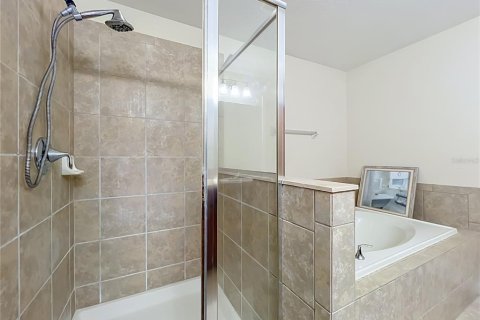 Adosado en venta en Orlando, Florida, 4 dormitorios, 229 m2 № 2350347 - foto 24