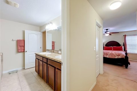 Adosado en venta en Orlando, Florida, 4 dormitorios, 229 m2 № 2350347 - foto 21