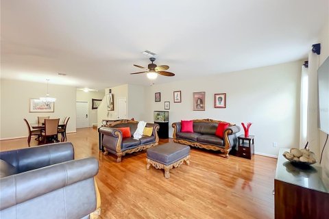 Adosado en venta en Orlando, Florida, 4 dormitorios, 229 m2 № 2350347 - foto 5