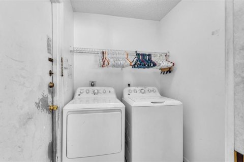 Villa ou maison à vendre à Davenport, Floride: 4 chambres, 139.54 m2 № 1826889 - photo 27