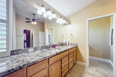House in Summerfield, Florida 4 bedrooms, 325.53 sq.m. № 2431192 - photo 25