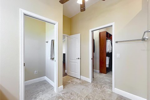 House in Summerfield, Florida 4 bedrooms, 325.53 sq.m. № 2431192 - photo 26
