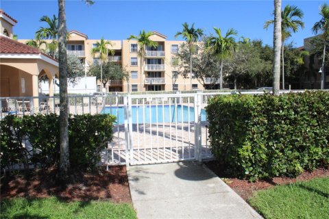 Condo in Dania Beach, Florida, 2 bedrooms  № 2089556