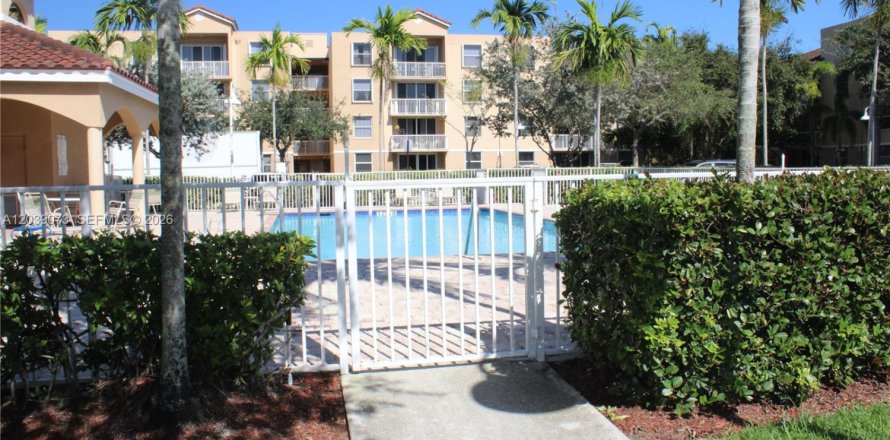Condo à Dania Beach, Floride, 2 chambres № 2089556