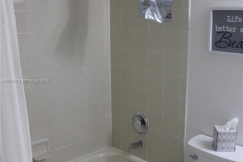 Copropriété à louer à Dania Beach, Floride: 2 chambres, 107.95 m2 № 2089556 - photo 24