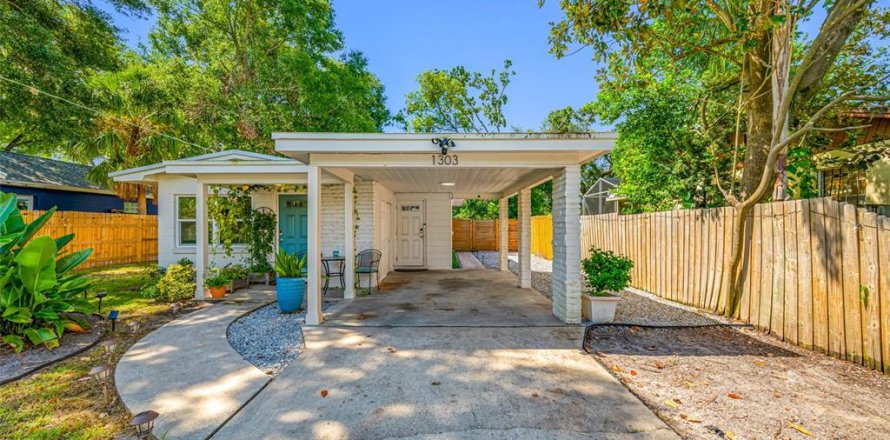 Villa ou maison à Tampa, Floride 2 chambres, 73.11 m2 № 1918109