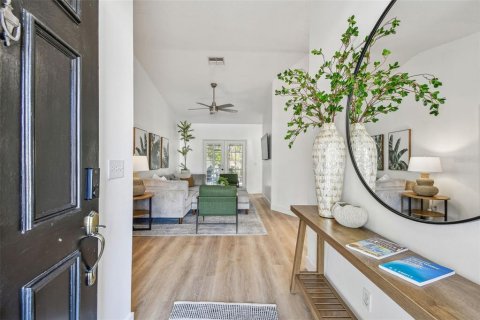 Villa ou maison à vendre à Palm Harbor, Floride: 3 chambres, 196.02 m2 № 2413874 - photo 2
