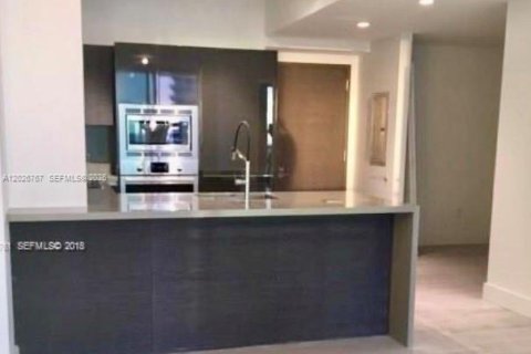 Снять в аренду кондоминиум в Майами, Флорида 1 спальня, 69.49м2, № 2145857 - фото 25
