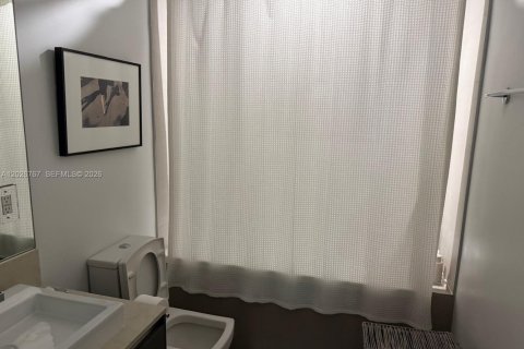 Снять в аренду кондоминиум в Майами, Флорида 1 спальня, 69.49м2, № 2145857 - фото 13