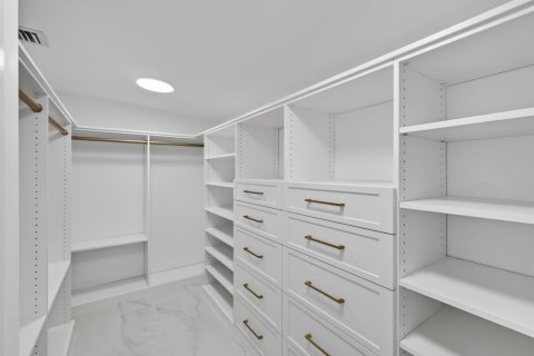 Touwnhouse à vendre à Ocean Ridge, Floride: 3 chambres, 214.79 m2 № 2261697 - photo 29
