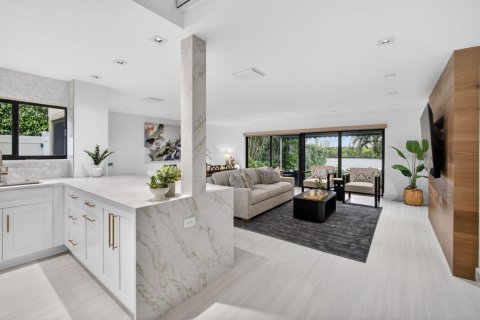 Touwnhouse à vendre à Ocean Ridge, Floride: 3 chambres, 214.79 m2 № 2261697 - photo 10