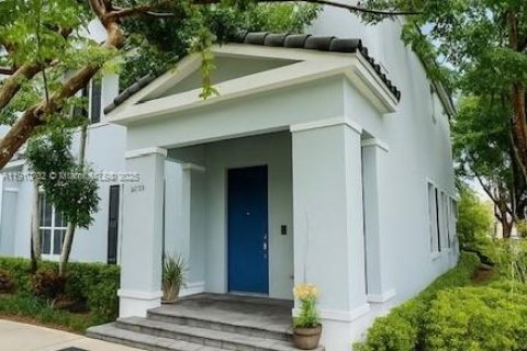 Townhouse in Miami, Florida 5 bedrooms, 214.79 sq.m. № 2013366