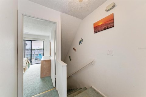 Condo in Holmes Beach, Florida, 2 bedrooms  № 2098674 - photo 24