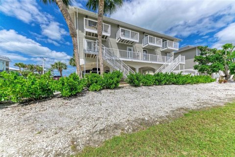 Condo in Holmes Beach, Florida, 2 bedrooms  № 2098674 - photo 4