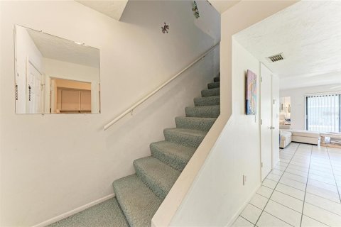 Condo in Holmes Beach, Florida, 2 bedrooms  № 2098674 - photo 23