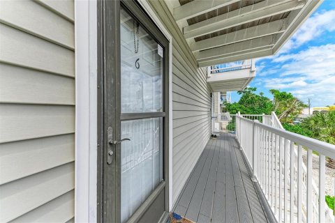 Condo in Holmes Beach, Florida, 2 bedrooms  № 2098674 - photo 8
