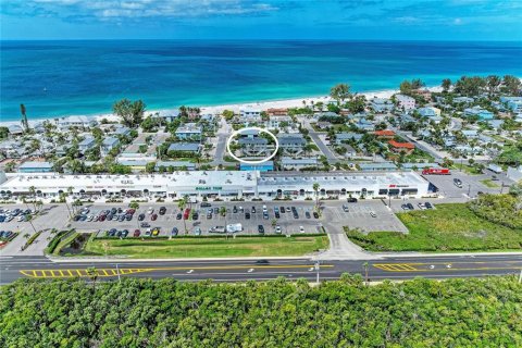 Condo in Holmes Beach, Florida, 2 bedrooms  № 2098674 - photo 2