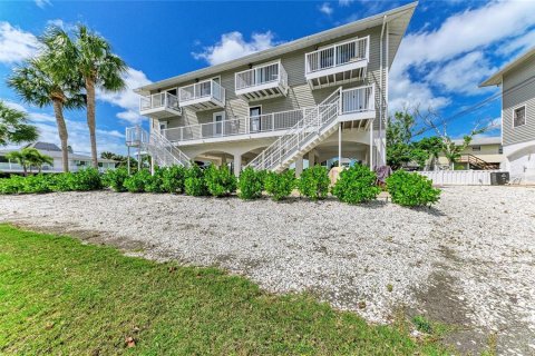 Condo in Holmes Beach, Florida, 2 bedrooms  № 2098674 - photo 6