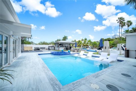 Villa ou maison à louer à Miami, Floride: 3 chambres, 312.89 m2 № 2078050 - photo 9
