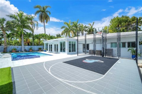 Villa ou maison à louer à Miami, Floride: 3 chambres, 312.89 m2 № 2078050 - photo 7