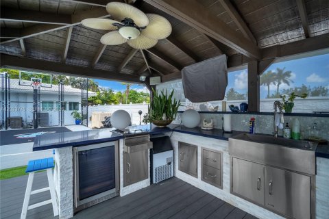 Villa ou maison à louer à Miami, Floride: 3 chambres, 312.89 m2 № 2078050 - photo 20