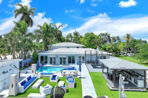 Villa ou maison à louer à Miami, Floride: 3 chambres, 312.89 m2 № 2078050 - photo 5