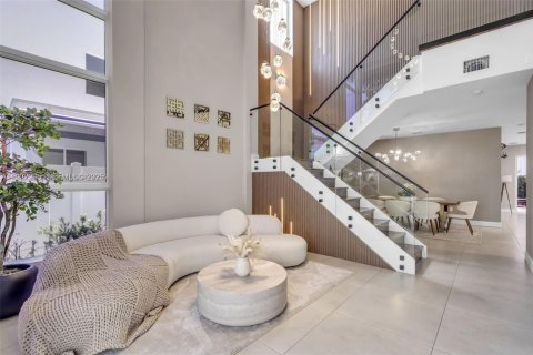 Villa ou maison à louer à Doral, Floride: 5 chambres, 289.2 m2 № 1986233 - photo 4