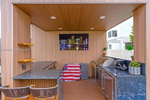 Villa ou maison à louer à Doral, Floride: 5 chambres, 289.2 m2 № 1986233 - photo 12