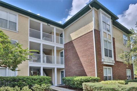 Condo in Tampa, Florida, 2 bedrooms № 2394406