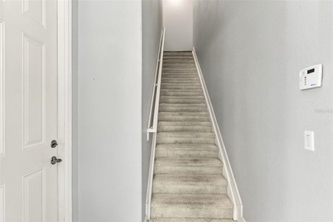 Copropriété à louer à Orlando, Floride: 3 chambres, 167.32 m2 № 2398759 - photo 4