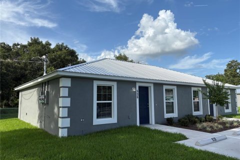 Duplex in Fort Meade, Florida 4 bedrooms, 166.3 sq.m. № 1788035 - photo 18