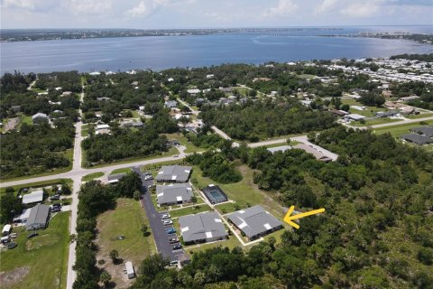 Condo in Punta Gorda, Florida, 2 bedrooms  № 1858210 - photo 5