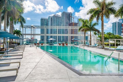 Condo in Miami, Florida, 2 bedrooms  № 1799588 - photo 21