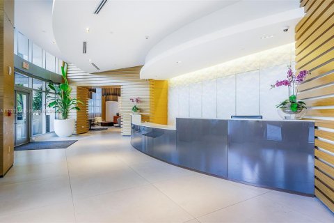 Condo in Miami, Florida, 2 bedrooms  № 1799588 - photo 29