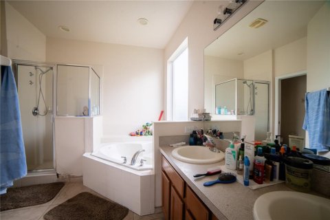 Casa en venta en Orlando, Florida, 5 dormitorios, 263.94 m2 № 1902476 - foto 18