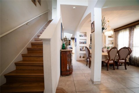 Casa en venta en Orlando, Florida, 5 dormitorios, 263.94 m2 № 1902476 - foto 7
