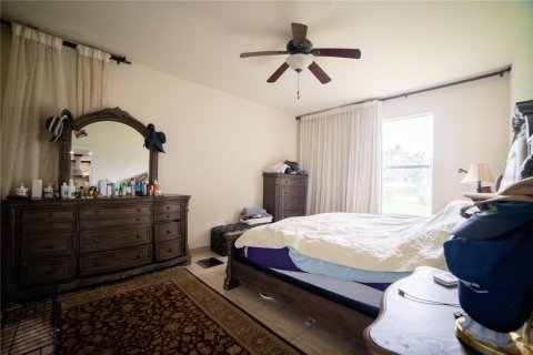 Casa en venta en Orlando, Florida, 5 dormitorios, 263.94 m2 № 1902476 - foto 15