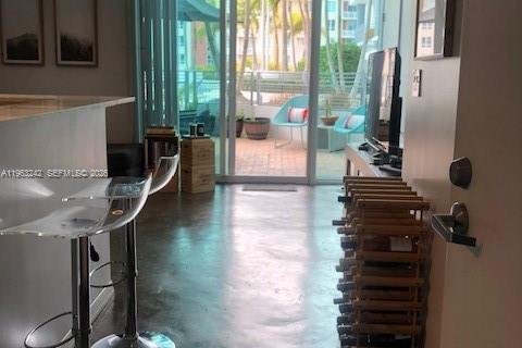 Condo à Miami, Floride, 1 chambre  № 2025764