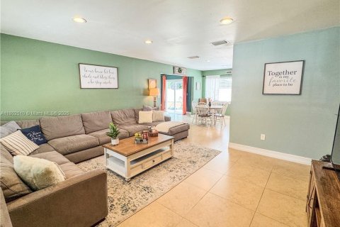 Купить виллу или дом в Лабель, Флорида 3 спальни, 124.86м2, № 1961121 - фото 4