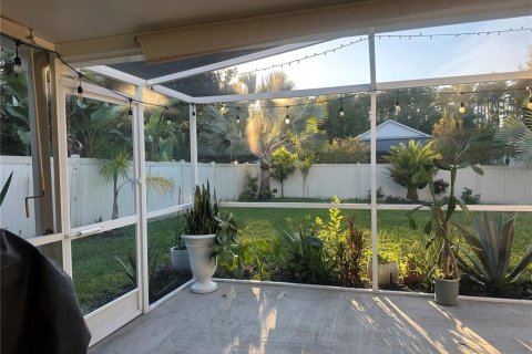 Villa ou maison à louer à Land O' Lakes, Floride: 3 chambres, 193.61 m2 № 2433223 - photo 20